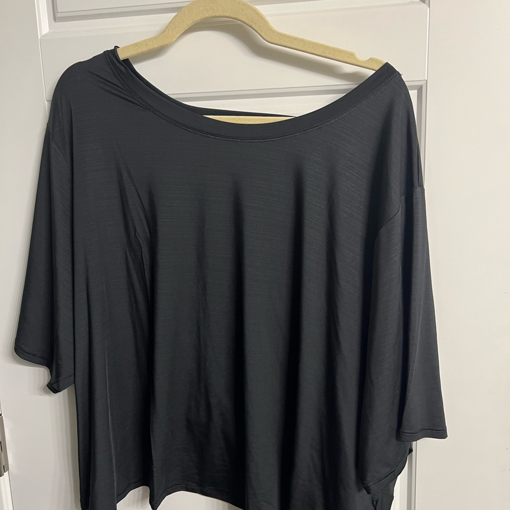 Fabletics crop top open back